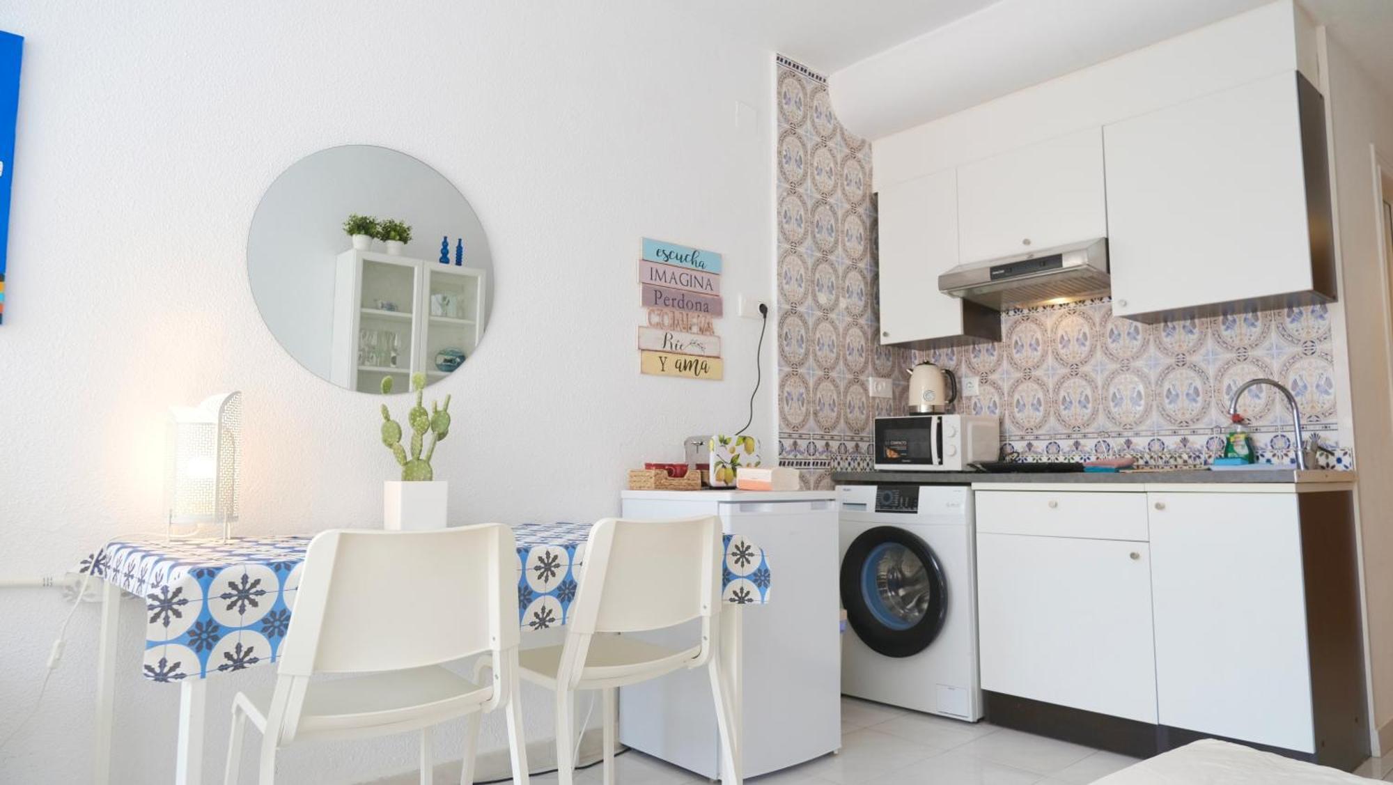 White Studio Torrevieja Extérieur photo